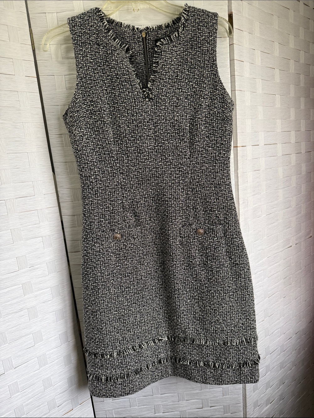 Karl Lagerfeld Sleeveless Black & White Tweed Shift Dress size 2
